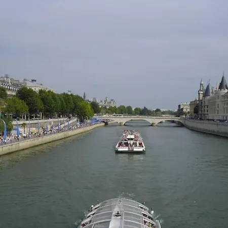 Promo ! 60sqm ,charming , 2 Montorgueil París
